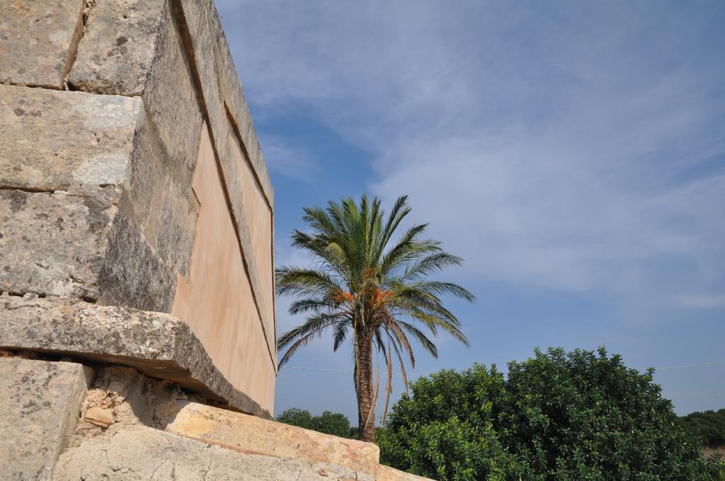 בית הארחה דונאפוגאטה 	Tenuta Cammarana מראה חיצוני תמונה